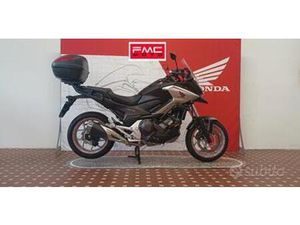 HONDA NC 750 X DCT