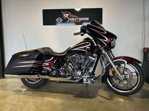 HARLEY-DAVIDSON STREET GLIDE