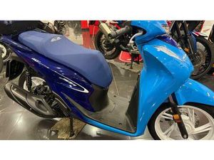 VENDO HONDA SH 125I (2024 - 25) USATA A RIMINI (CODICE 9887924) - MOTO.IT