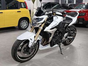 SUZUKI GSR 750 SPORT BIANCO