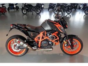 KTM 690 DUKE R AKRAPOVIC , TIEFER, LED, ...