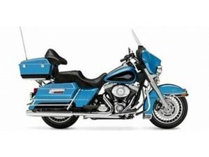 2011 HARLEY-DAVIDSON® ELECTRA GLIDE® CLASSIC FLHTC VIVID BLACK