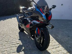 BMW M 1000 RR CACÉM E SÃO MARCOS