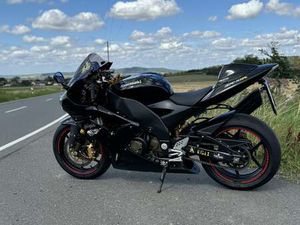 KAWASAKI NINJA ZX-10R