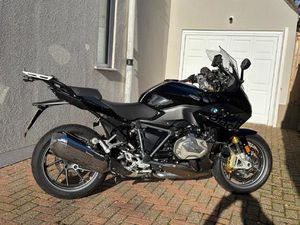 BMW R 1250 RS SE SPORTS TOURER TRIPLE BLACK SPECIAL EDITION (136 PS)