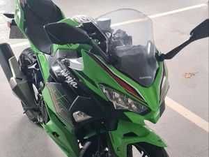 KAWASAKI NINJA 400