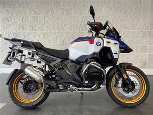 BMW R 1300 GS ADVENTURE TE 1300 CC
