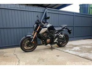 NAGYON SZÉP MEGKÍMÉLT ÁLLAPOT!