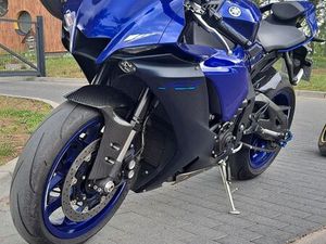 YAMAHA R1 RN65 2021R PUTKOWICE NADOLNE