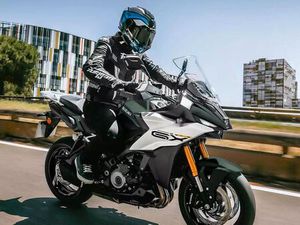 SUZUKI GSX-S 1000 GX NEUFAHRZEUG, 2.900€ KUNDENVORTEIL