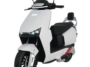 - ELEKTROROLLER - XDAO -REN S+ ◊ TOP- QUALITÄT UND LEISTUNG◊100KM/H ◊ 110KM REICHWEITE◊ 2X 25 AH LITHIUM ◊