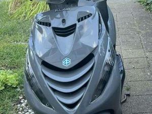 PIAGGIO ZIP 2017 - GEBRUIKT — SCOOTERS | YAMAHA — MARKTPLAATS