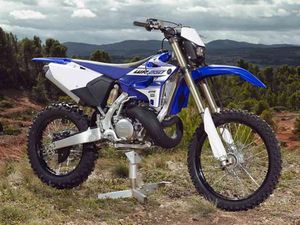 SUCHE YAMAHA WR 250 2TAKT