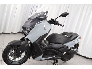 YAMAHA X-MAX 300 TECH MAX 2024 NAVIGATION SMARTPHONE-KO