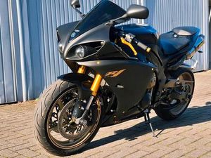 YAMAHA R1 RN22 AKRAPOVIC AUSPUFFANLAGE