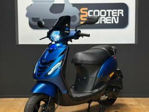 PIAGGIO ZIP 50CC 4T EURO5 892KM!! — SCOOTERS | PIAGGIO — MARKTPLAATS