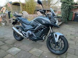 HONDA NC 750 X DCT 2015 NW BANDEN 37000KM — MOTOREN | HONDA — MARKTPLAATS