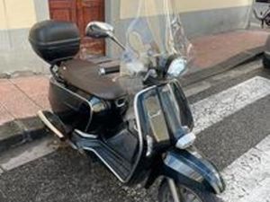 LAMBRETTA V200 SPECIAL