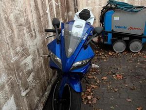 YAMAHA YZFR125
