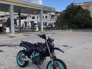 KTM 690 SMC-R CANTON ARGOVIE -