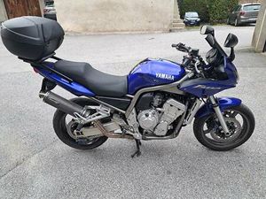 YAMAHA FAZER FZS 1000 R1