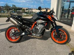 KTM 890 DUKE R- 2022