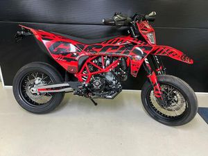 GASGAS SM700 2022 BLACK EDITION