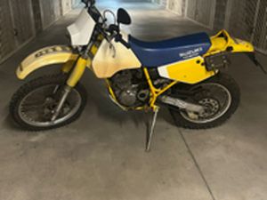 SUZUKI DR 350