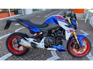VENDO BMW F 900 R (2025) USATA A CAPUA (CODICE 9888328) - MOTO.IT
