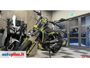 HUSQVARNA SUPERMOTO 701 CC, SUPERMOTO