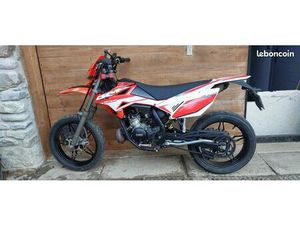 BETA RR 50 CC SUPERMOTARD