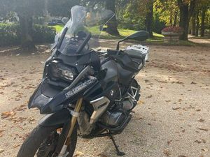 BMW R 1250 GS +/- REMORQUE DE TRANSPORT
