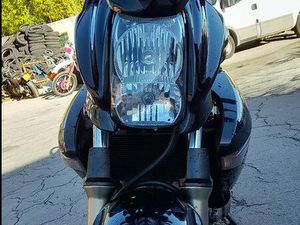 KAWAZAKI ER-6 (2006)