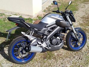 YAMAHA MT 125