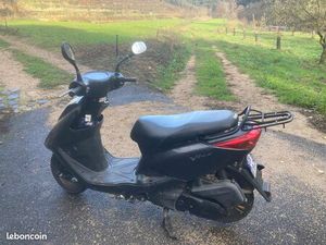 SCOOTER YAMAHA 125 VITY