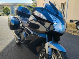 TRIUMPH TROPHY 1200 SE