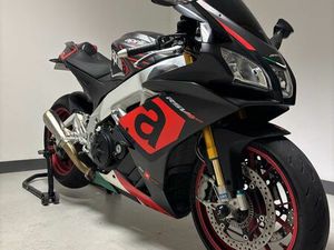 APRILIA RSV4-RR APRC