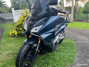 SCOOTER HONDA FORZA 750