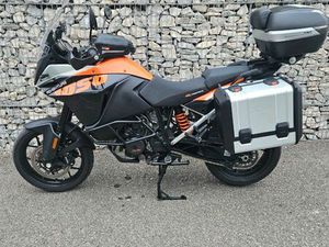 KTM ADVENTURE 1050