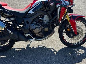 AFRICA TWIN