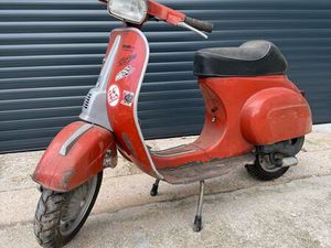 VESPA 50 SPÉCIAL