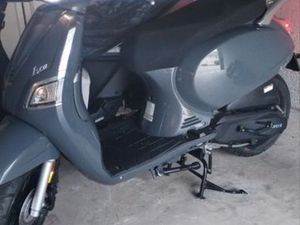 SCOOTER 125 ÉTAT NEUF