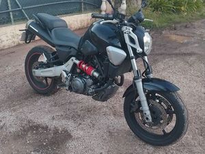 YAMAHA MT03 660