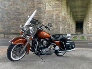 HARLEY-DAVIDSON ROAD KING
