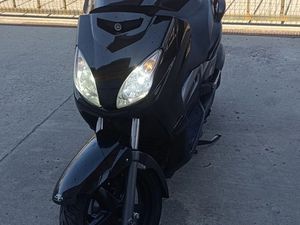 YAMAHA X-MAX →