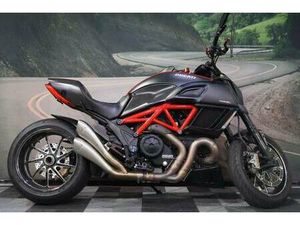 2015 DUCATI DIAVEL CARBON LONGITUDINAL **$500 OFF ON BLACK FRIDAY ONLY