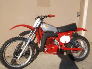 WHYPAY14K 1979 HONDA CR250R ELSINORE RED ROCKETRUNS+LOOKGREAT+RESTRD