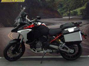2025 DUCATI MULTISTRADA V4 RALLY BRUSHED ALUMINIUM & MATT BLAC V4