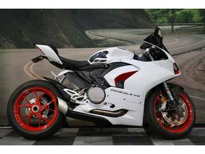 2022 DUCATI PANIGALE V2 WHITE ROSSO LIVERY LONGITUDINAL TWIN 955