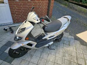 PEUGEOT SPEED FIGHT 2; 1548KM;